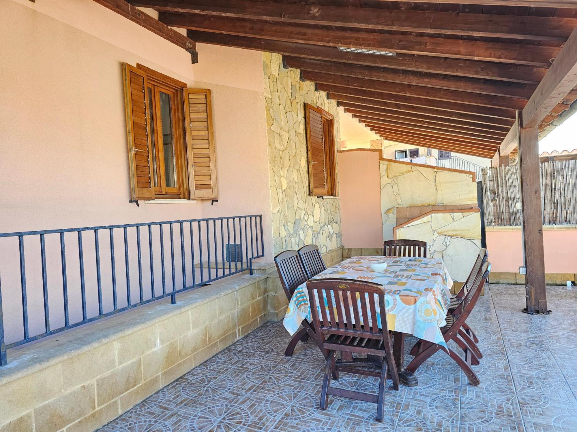Costa Mediterranea Holiday Homes Campofelice Di Roccella Exterior foto