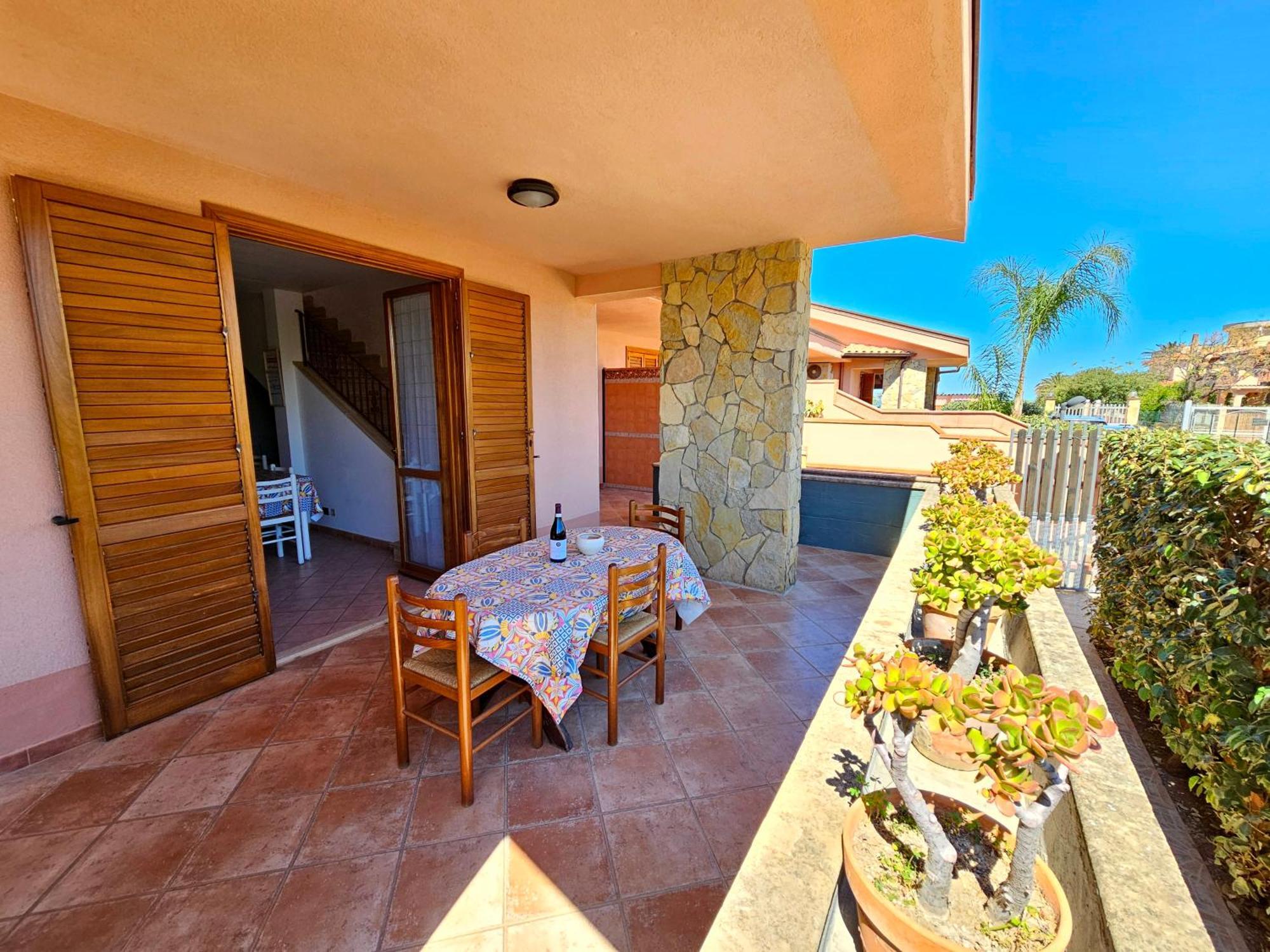 Costa Mediterranea Holiday Homes Campofelice Di Roccella Exterior foto